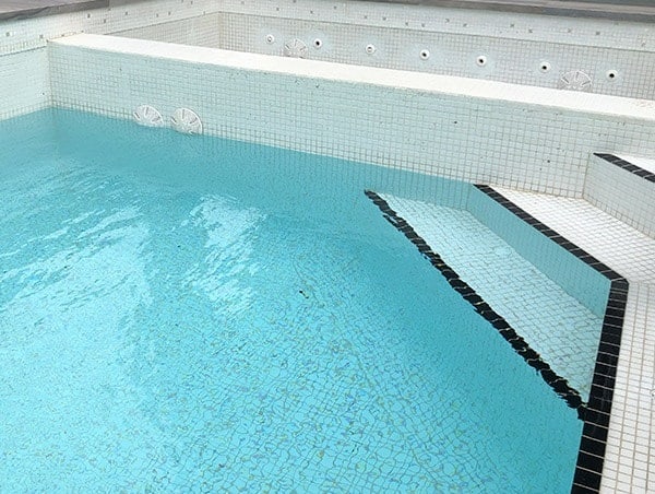 Swimming pool leak detection Knoxfield